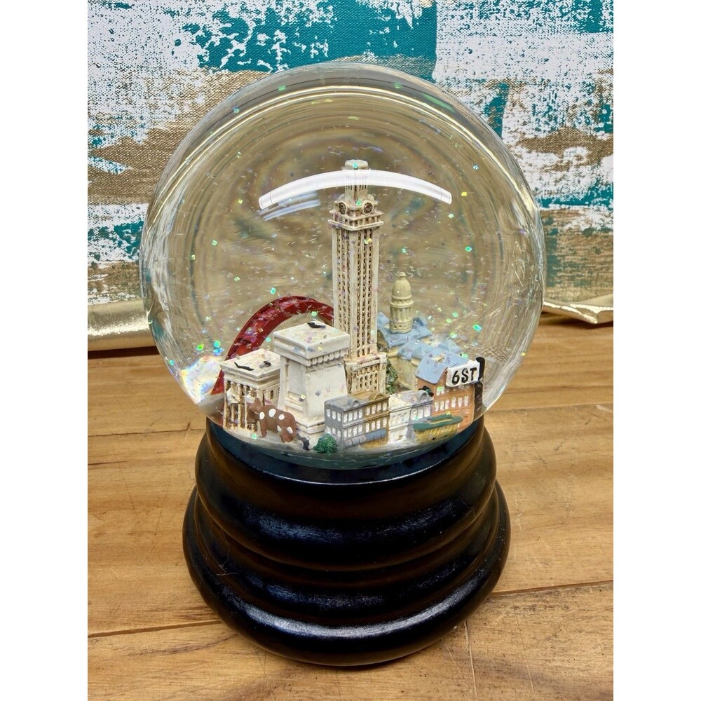 Saks Fifth Avenue Austin musical snow globe-iconic Texas landmarks-glitter/bats